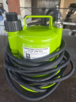 Submersible utility pump
