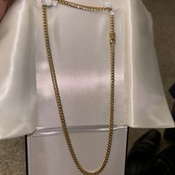 14KT Gold Chain Cuban