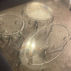 Tapl glasses coffee table