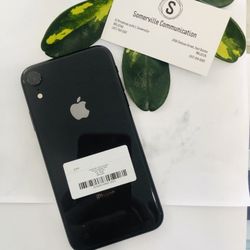 Factory unlocked iPhone x 64 gb, excellent conditions store warranty 