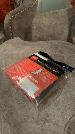 Supreme socks