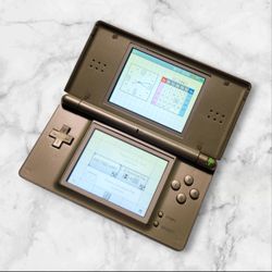 DS Lite Zelda Triforce Edition Console