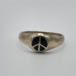 Vintage Sterling silver black enameled peace sign ring
