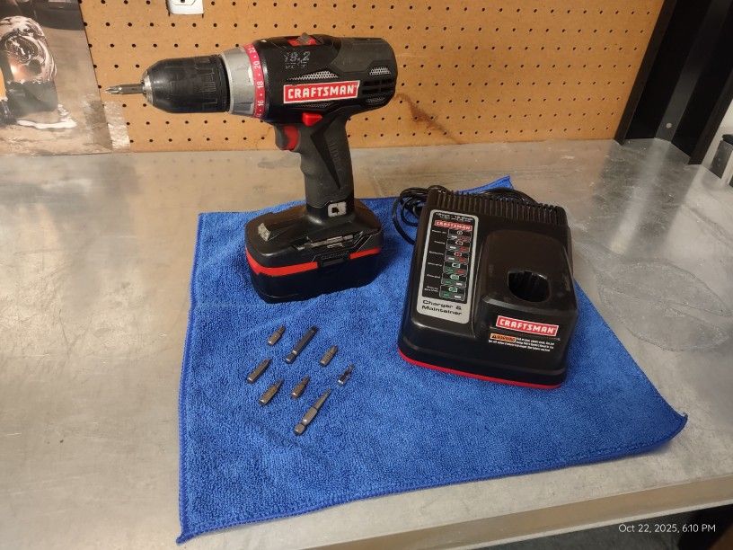 19.2V Craftsman C3 Hammer Drill