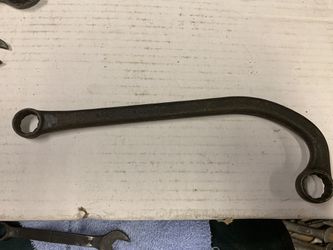 VINTAGE WRENCH