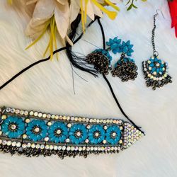 Choker Set