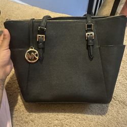 MK Purse 
