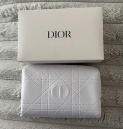 NEW CHRISTIAN DIOR POUCH CASE $20!!