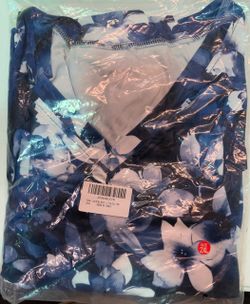 Women's Floral Print Tee Size 2XL