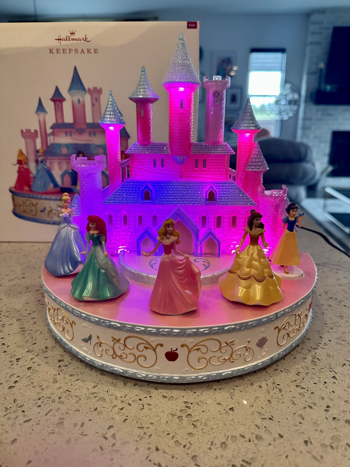 Hallmark Keepsake 2019 Disney Princess Live Your Story Interactive Musical Tabletop Decoration