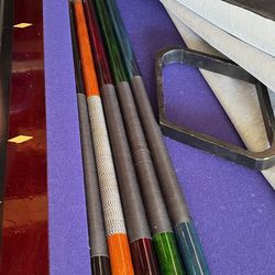 Billiards Table/ Pool Table