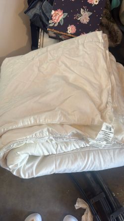 Real Simple Duvet full / Queen light weight blanket
