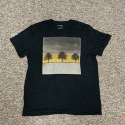 Old Navy Dark Gray T-Shirt with Tree Graphic