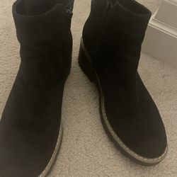 Womans Suede Ankle Boots