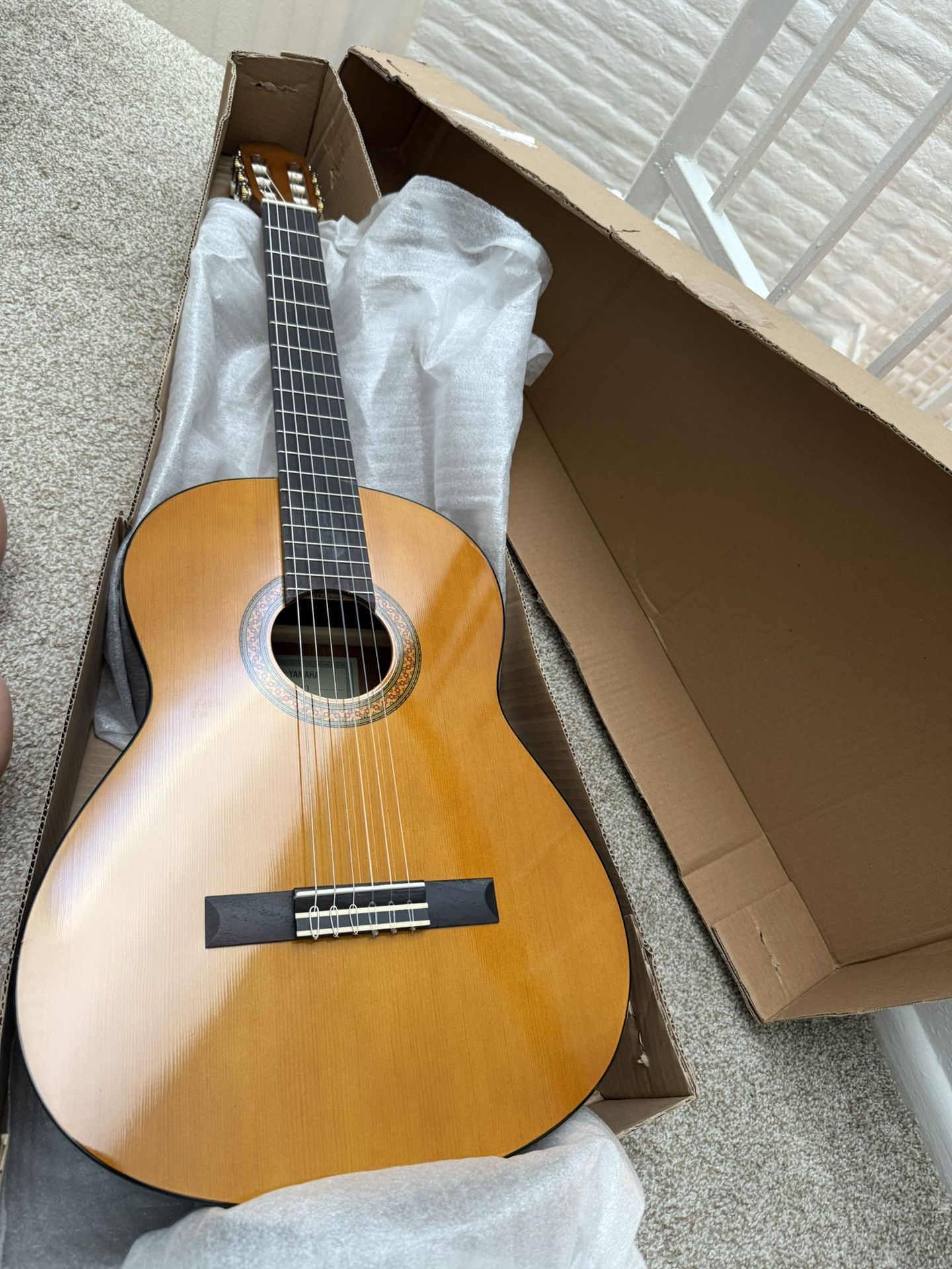 NEW Yamaha C40 Acoustic Guitar!!!