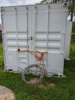 20×8 Shipping container converted to workshops