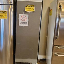 Dacor 24 Column Freezer Built In Open Box