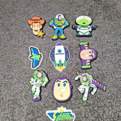 Buzz Croc Charms 
