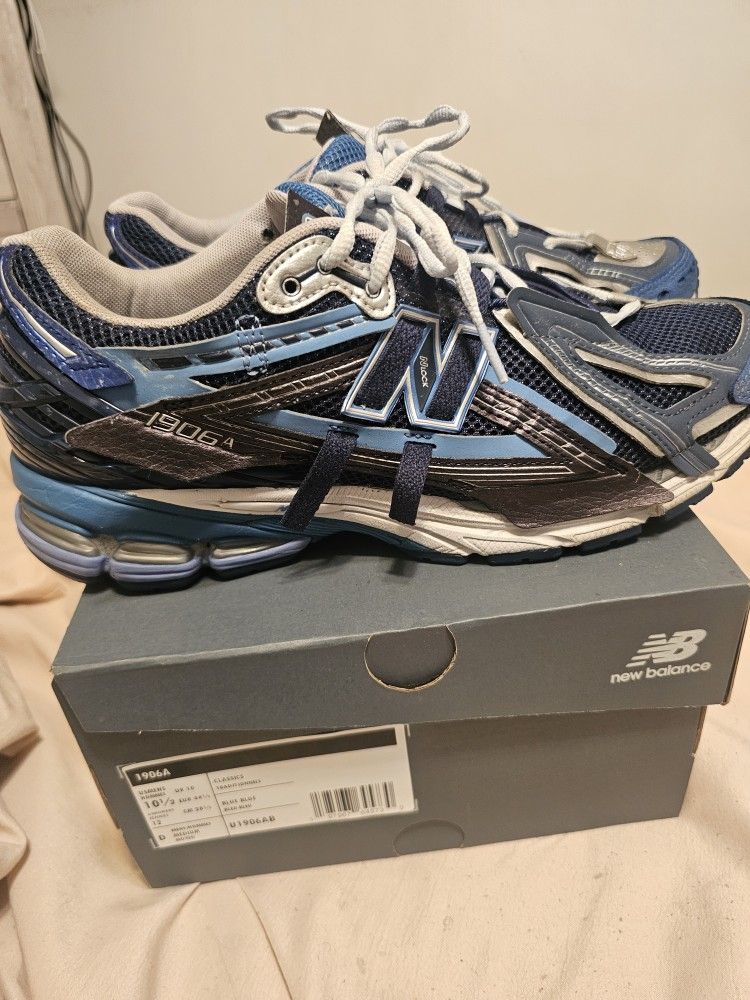 New Balance 1906A Sz 10.5