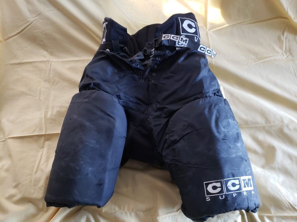 CCM Supra Hockey Breezers HP220-BlackÂ