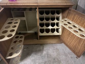 Vintage wine holder