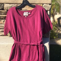 Juicy Couture 15% cashmere fuchsia tunic. Size small, comes with sash. Short sleeves, 85% cotton, 15% cashmere 