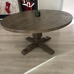 Dinning Table 