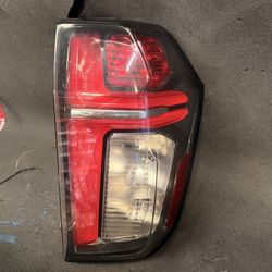 2021 2024 Chevrolet Suburban Tahoe led right side taillight