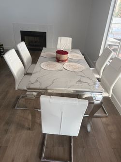 Dinning table and chairs