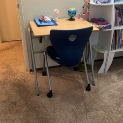 Kids Desk and Chair