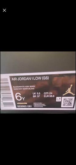 Woman Air Jordan 1 low
