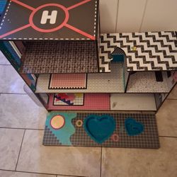 LOL doll House