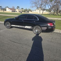 2018 Mercedes  Benz  E300