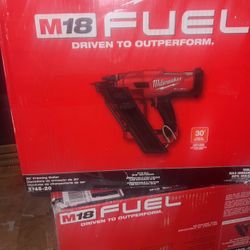  Milwaukee 30 degree Nailgun 