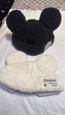 Mickey Hears Beanie Sherpa