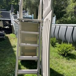Confer Pool Ladder With Locking Gate