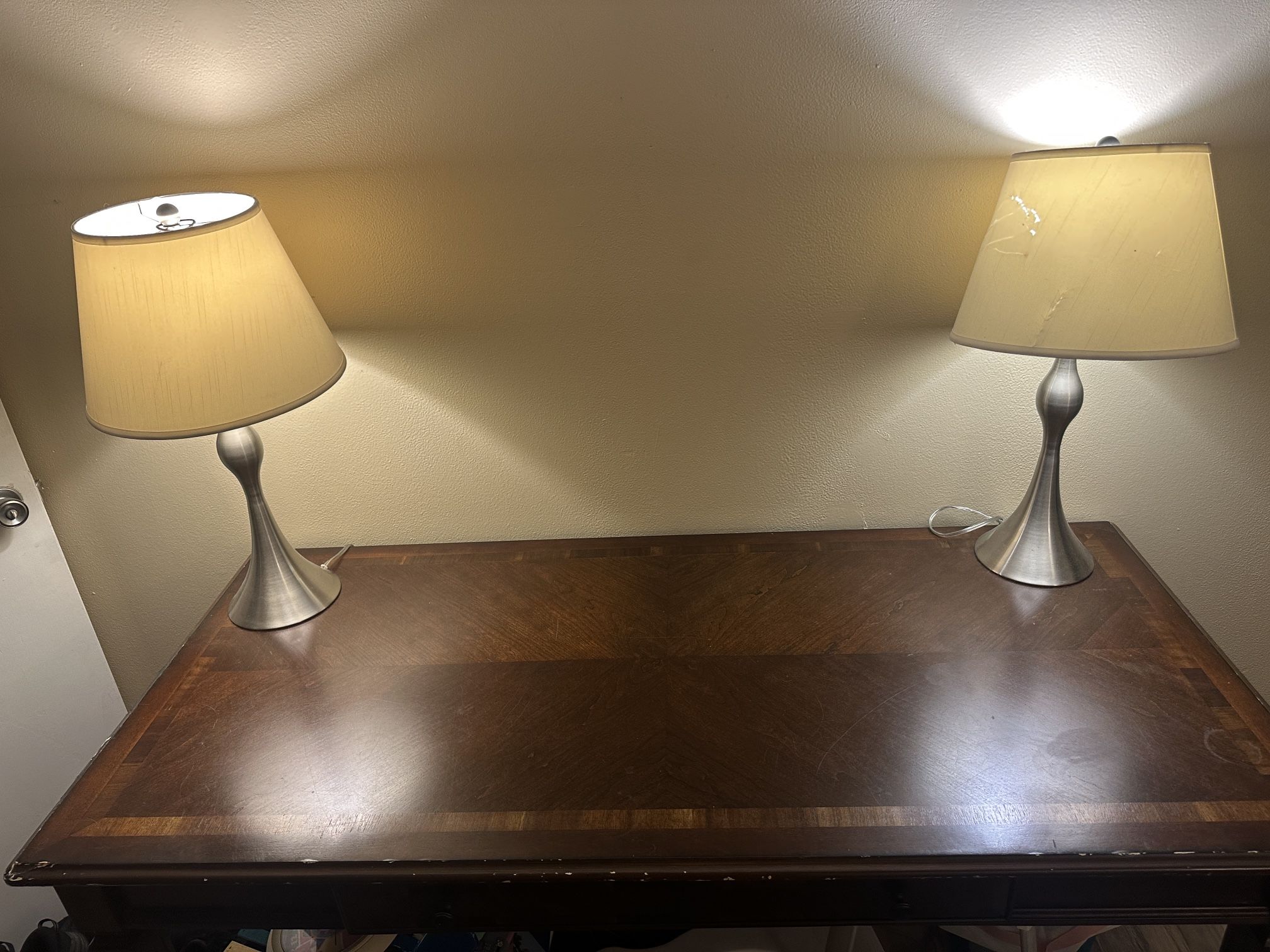 Free Desk