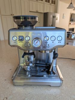 Breville Barista Express BES870XL Espresso Machine - Great Condition (See Note on Grinder Button)