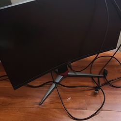AOC Curved Gaming Monitor 