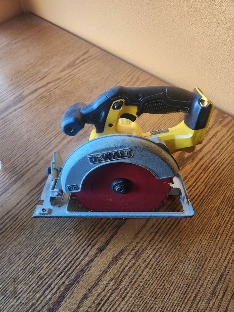 Dewalt 20v Saw