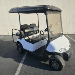 2014 E-Z-GO RXV 4-Passenger Non-Lifted 48-Volt Golf Cart