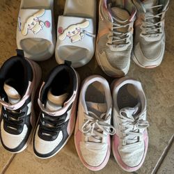 Size 3 Girls Pumas Nautica 