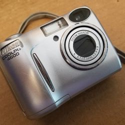 Digital Camera