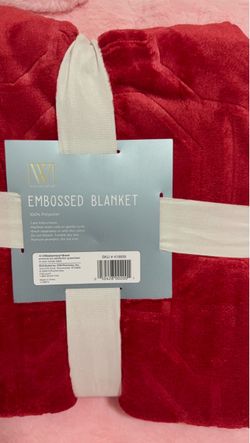 Blanket flannel embossed size queen burgansy color