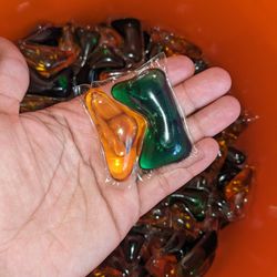 Laundry Pods Compared To Gain Twist 