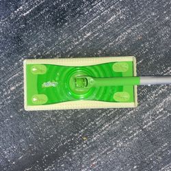 SWIFFER MOP