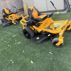 Ultima 42 in. 21.5 HP V-Twin Kawasaki Engine Dual Hydrostatic Drive Gas Zero Turn Riding Lawn Mower Costumer return to Home Depot as is $2800