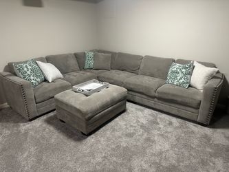 Sectional Couch and Ottoman
