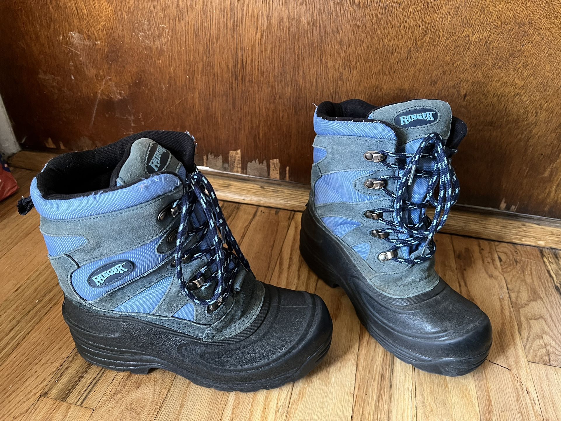 Universal Ranger Snow Boots