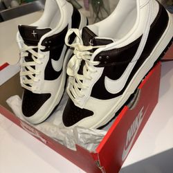 Nike Dunks Low Retro